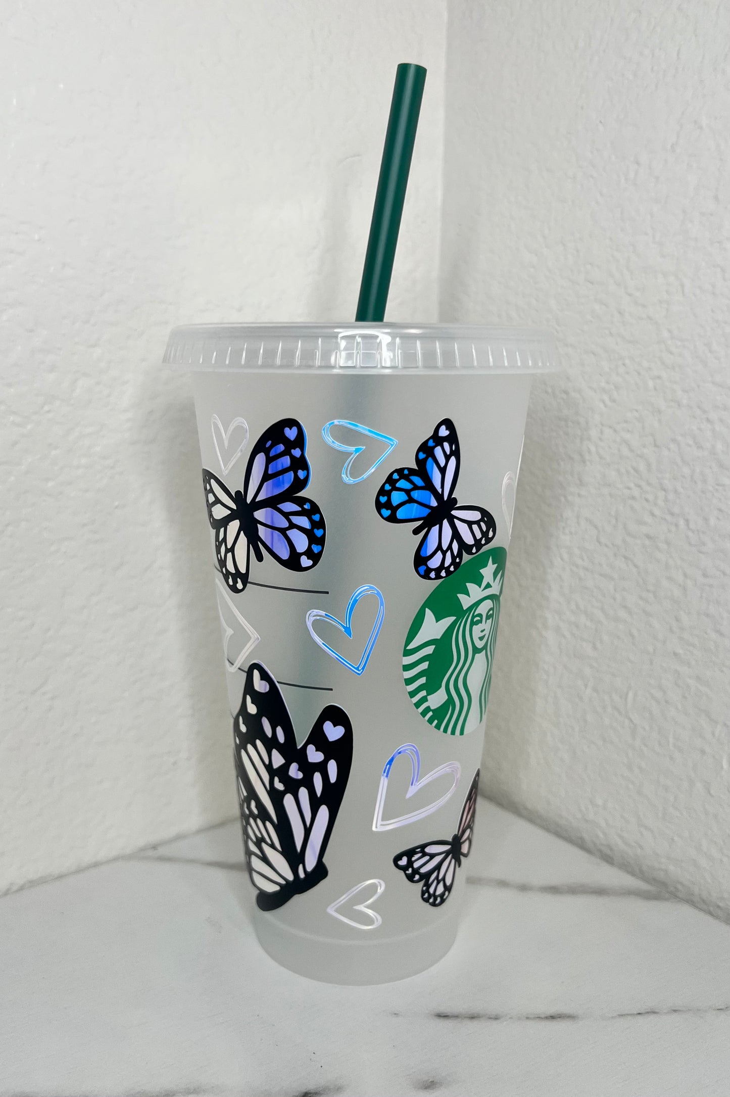 24 oz. Opal Holographic Butterflies With Hearts Plastic Cup Set